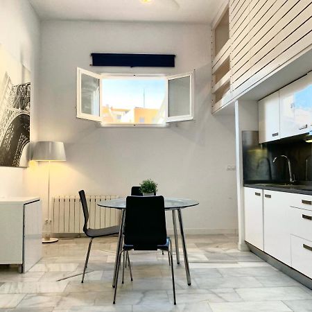 Apartament Alquiler Temporal Rastro Madryt Zewnętrze zdjęcie